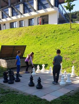 Razgibanega ravenskega poletja v juliju (8)